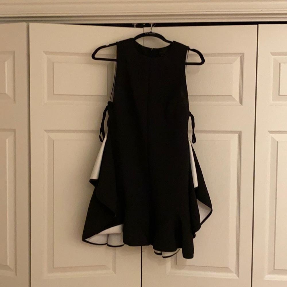 Kendall and Kylie size small